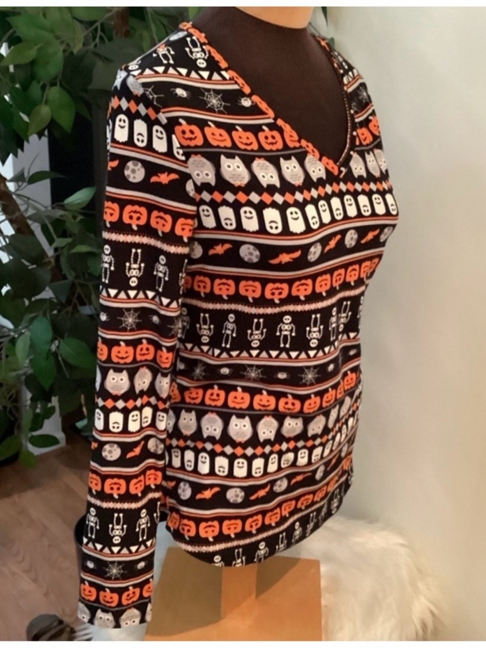 No Boundaries Halloween Print Long Sleeve Tee Size XLarge 15-17 - Picture 6 of 10